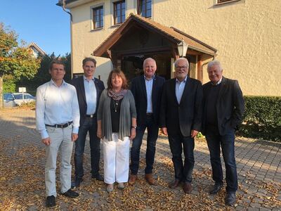 Von links: Jochen Jehle, Dieter Stauber, Ingrid Sauter, BM Daniel Heß, Norbert Zeller, Michael Wilkendorf